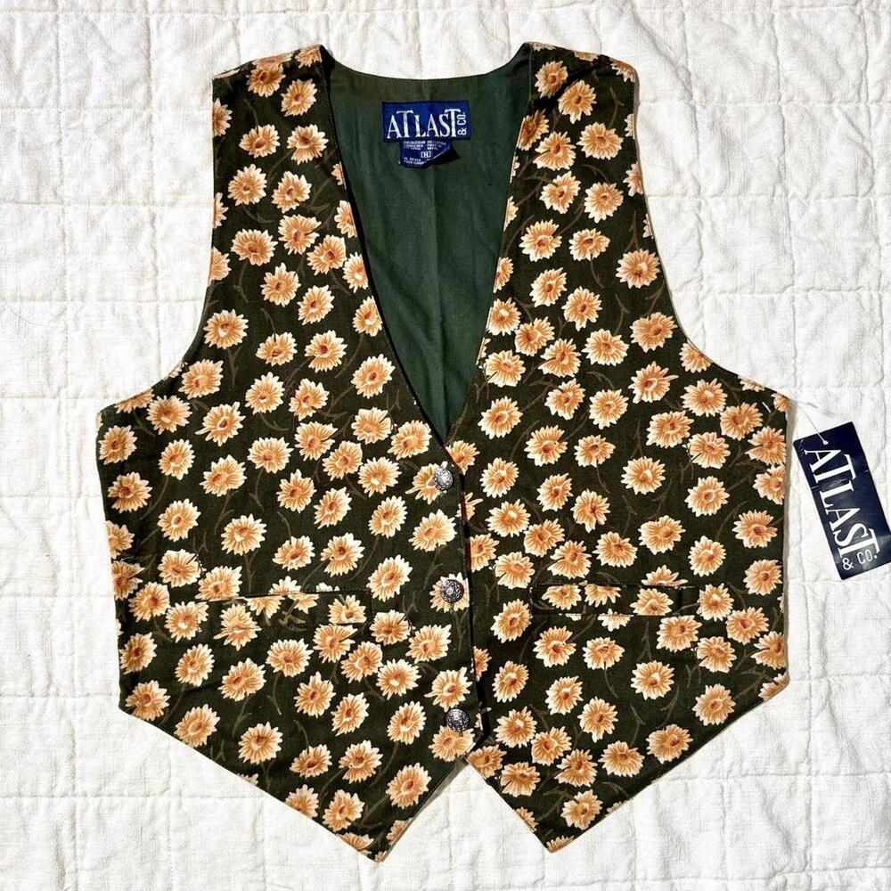 Vintage 90s ATLAST & Co. Floral Vest – NWT –‎ Made in Nepal